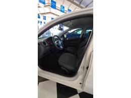 VOLKSWAGEN - VOYAGE - 2014/2014 - Prata - R$ 43.900,00