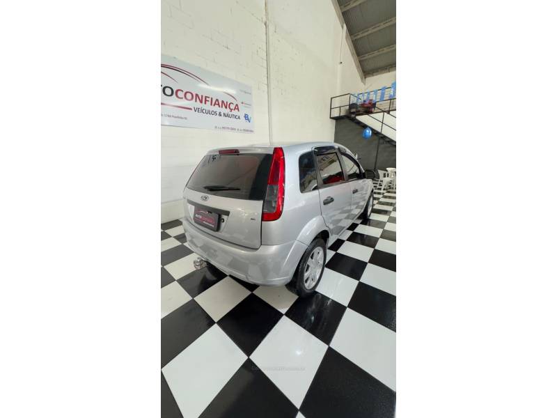FORD - FIESTA - 2012/2012 - Prata - R$ 34.900,00