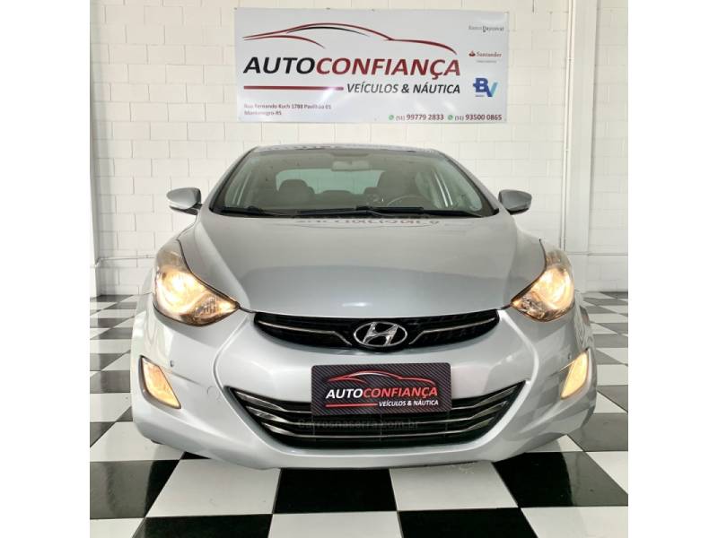 HYUNDAI - ELANTRA - 2013/2014 - Prata - R$ 69.900,00