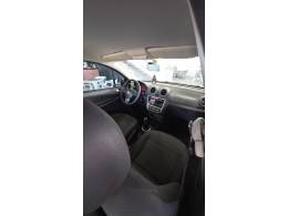 VOLKSWAGEN - VOYAGE - 2014/2014 - Prata - R$ 43.900,00