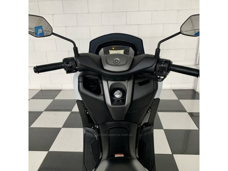 YAMAHA - NMAX 160 ABS - 2022/2022 - Branca - R$ 19.900,00