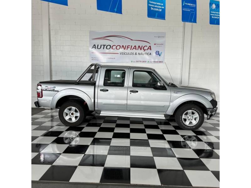 FORD - RANGER - 2012/2012 - Prata - R$ 79.900,00