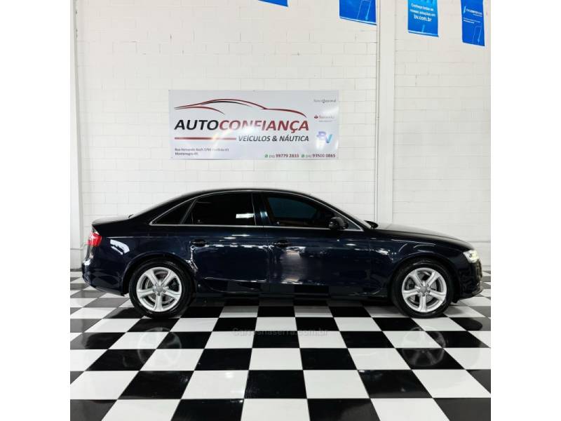 AUDI - A4 - 2015/2015 - Azul - R$ 96.900,00