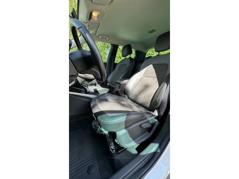 CHEVROLET - MONTANA - 2023/2024 - Branca - R$ 123.900,00