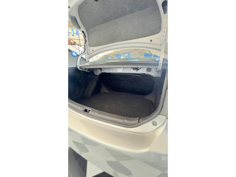 TOYOTA - COROLLA - 2012/2012 - Prata - R$ 64.900,00