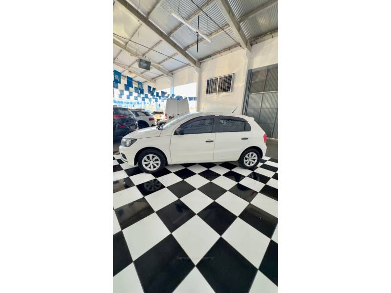 VOLKSWAGEN - GOL - 2021/2021 - Branca - R$ 52.900,00