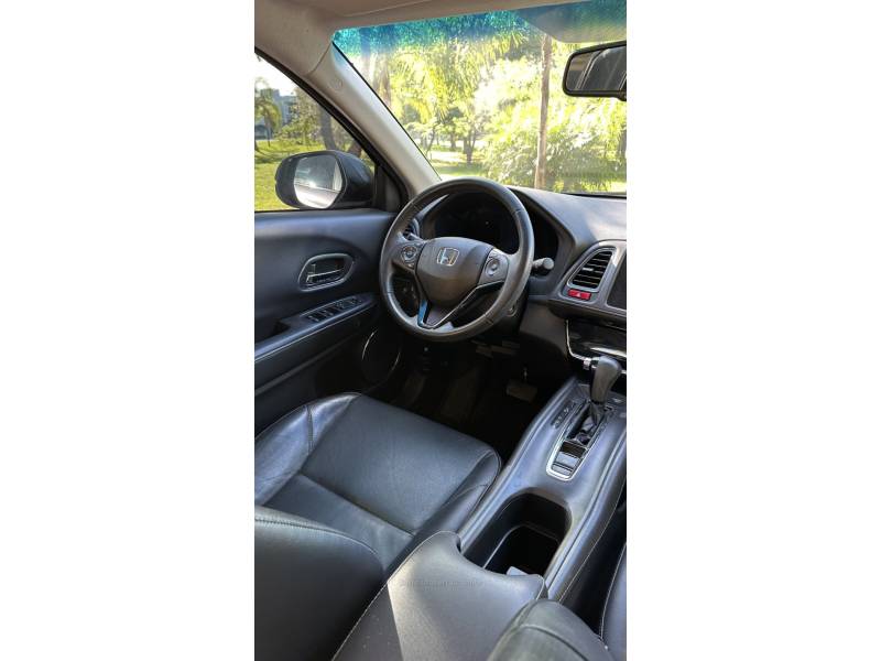 HONDA - HR-V - 2018/2018 - Cinza - R$ 102.900,00
