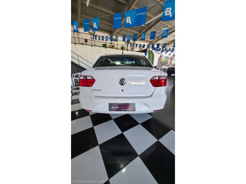 VOLKSWAGEN - VOYAGE - 2014/2014 - Prata - R$ 43.900,00