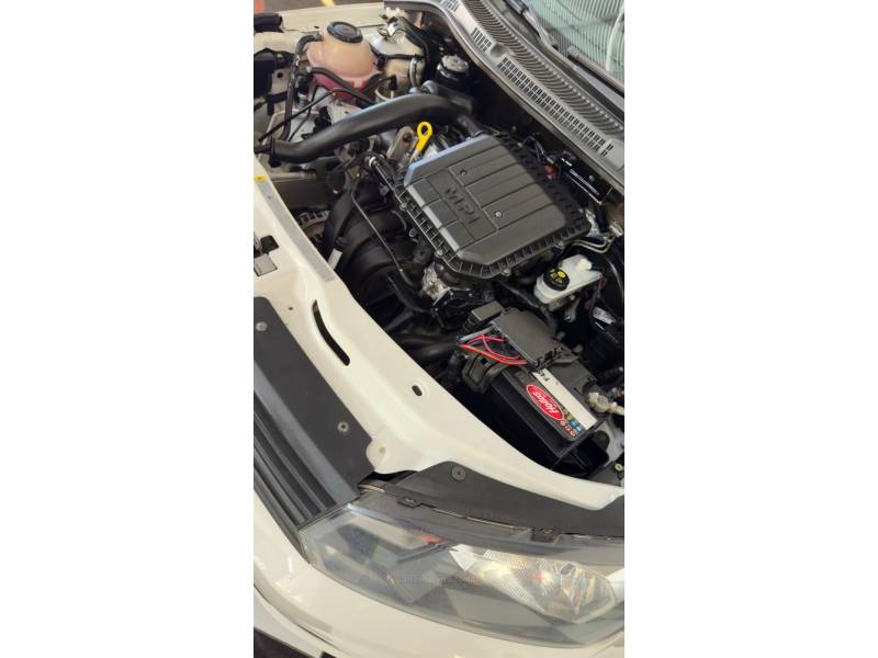 VOLKSWAGEN - GOL - 2021/2021 - Branca - R$ 52.900,00
